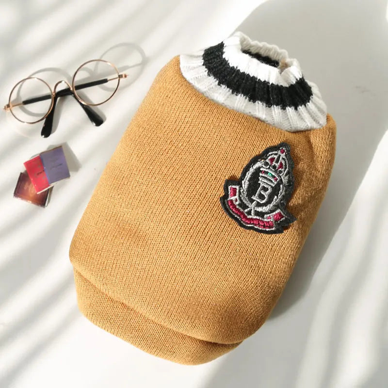 College style pet clothes